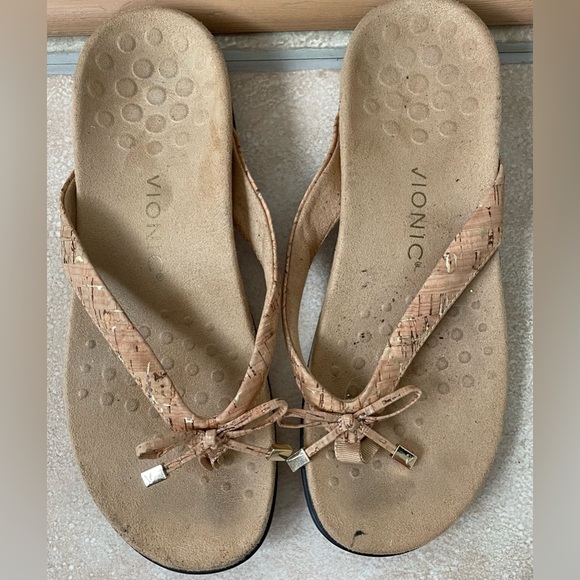 Vionic Bow Thong Sandals - Bella in Gold Cork, women’s; size 9 - Picture 1 of 6